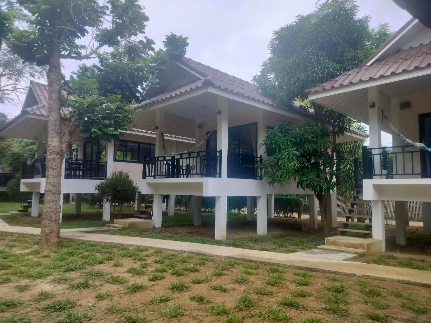 แฟมิลี่ ฮัท ปาย Hotel ภายนอก รูปภาพ
